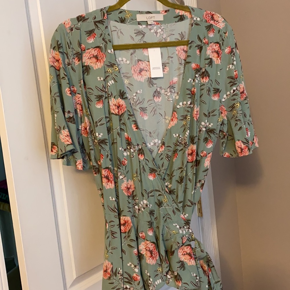 Loft floral wrap top - still has tags